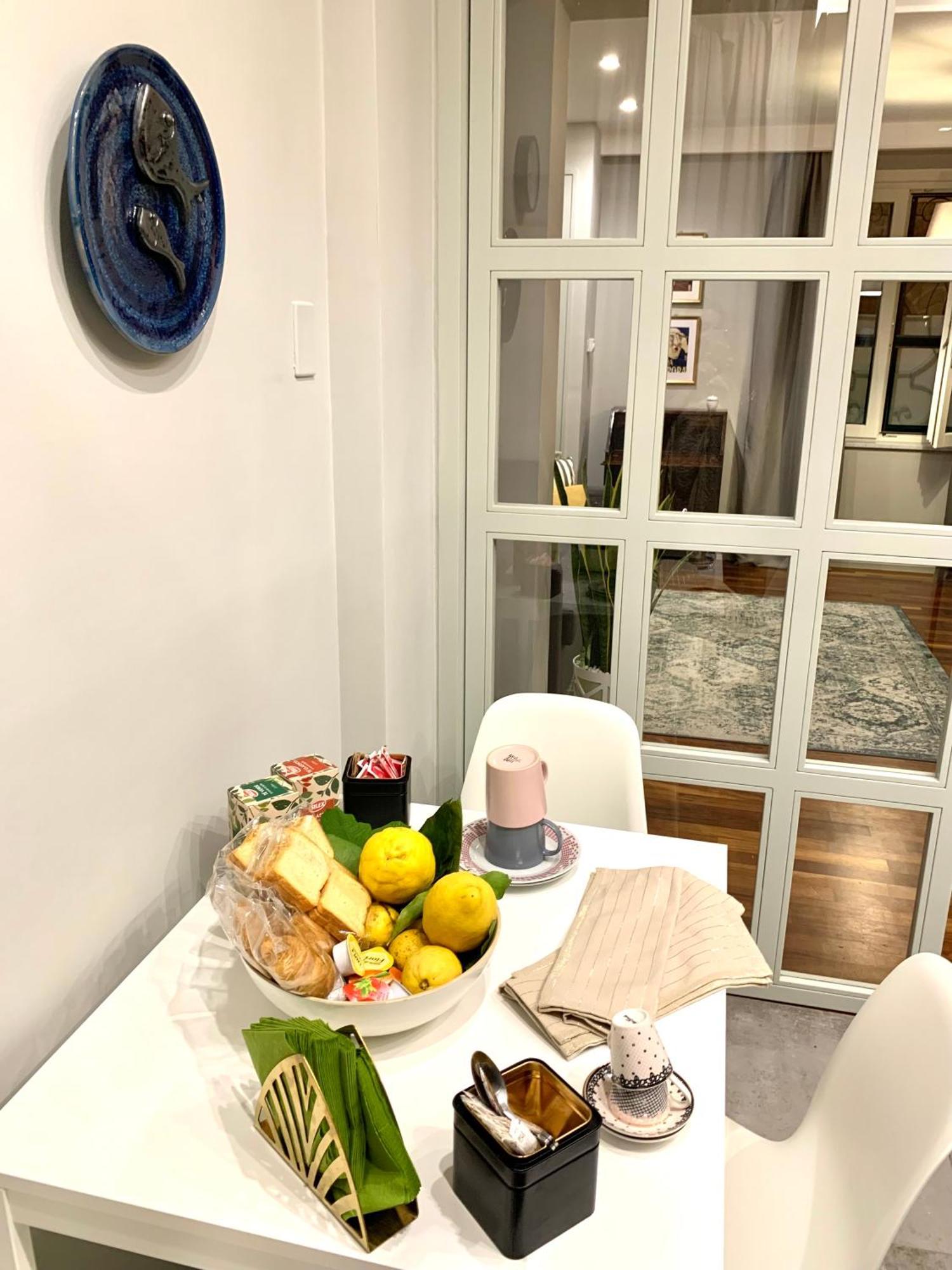 Maison Barbuti Salerno Buitenkant foto